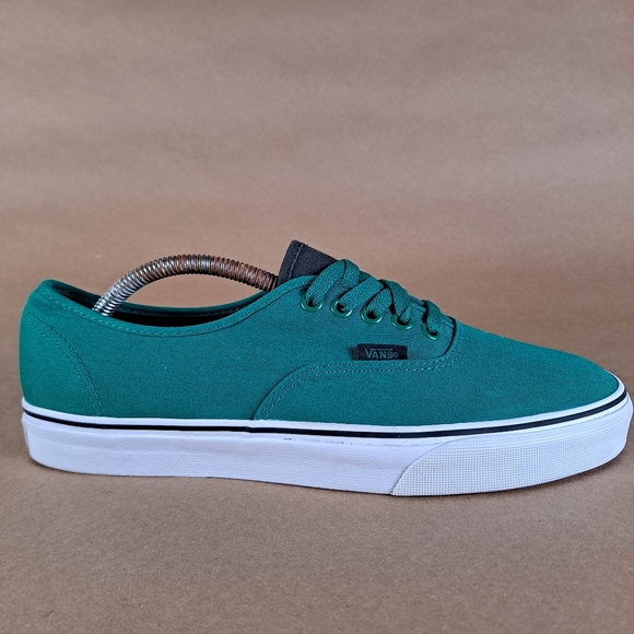 Vans Other - Vans Off The Wall Classics Green/Gum Sole Shoes
